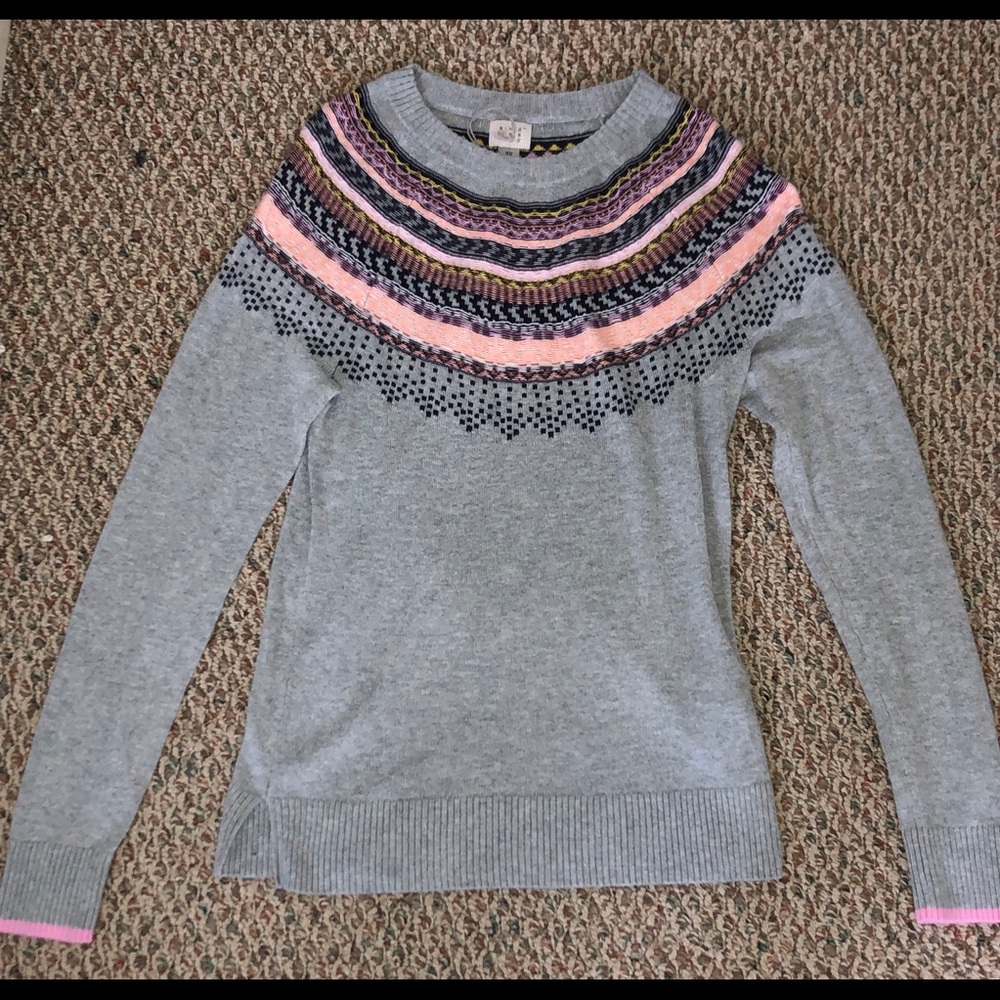 Women’s Gray Sweater